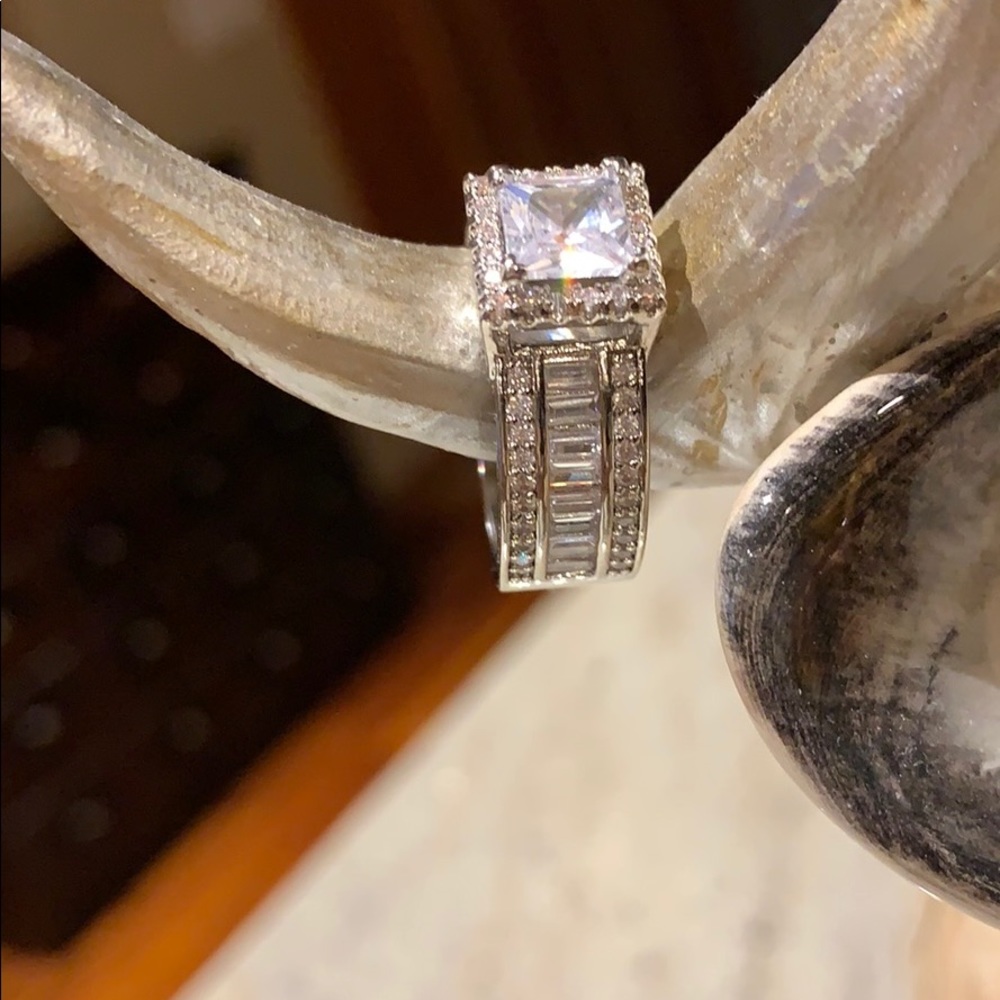White Sapphire Sterling Silver Ring - Picture 6 of 8